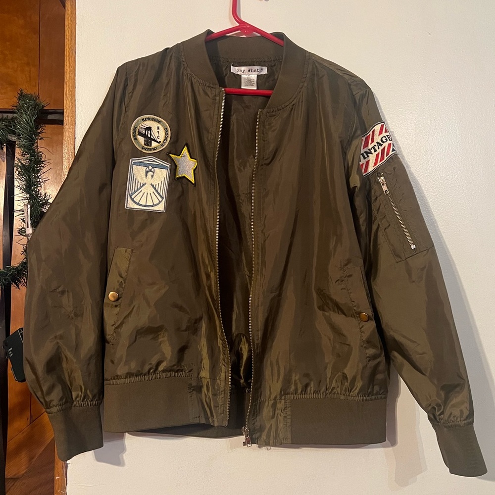 Say what? Zip up jacket